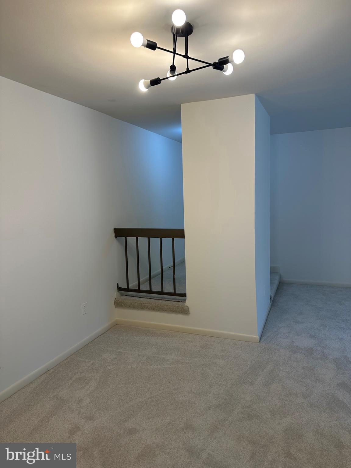 11208 CHESTNUT GROVE SQUARE 11208-209