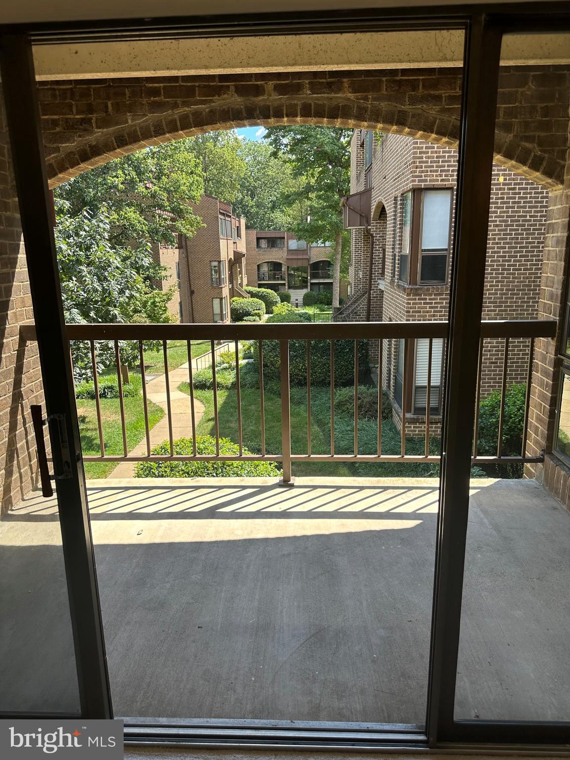 11208 CHESTNUT GROVE SQUARE 11208-209