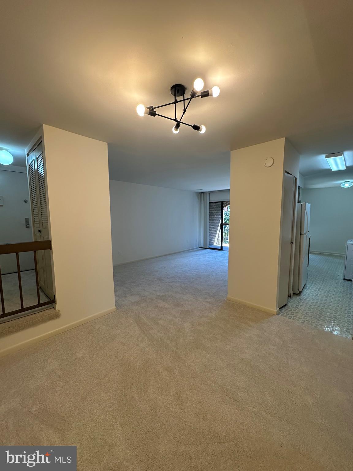 11208 CHESTNUT GROVE SQUARE 11208-209