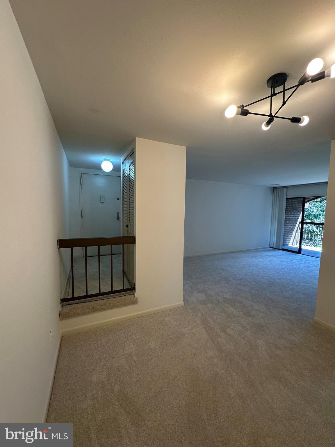 11208 CHESTNUT GROVE SQUARE 11208-209