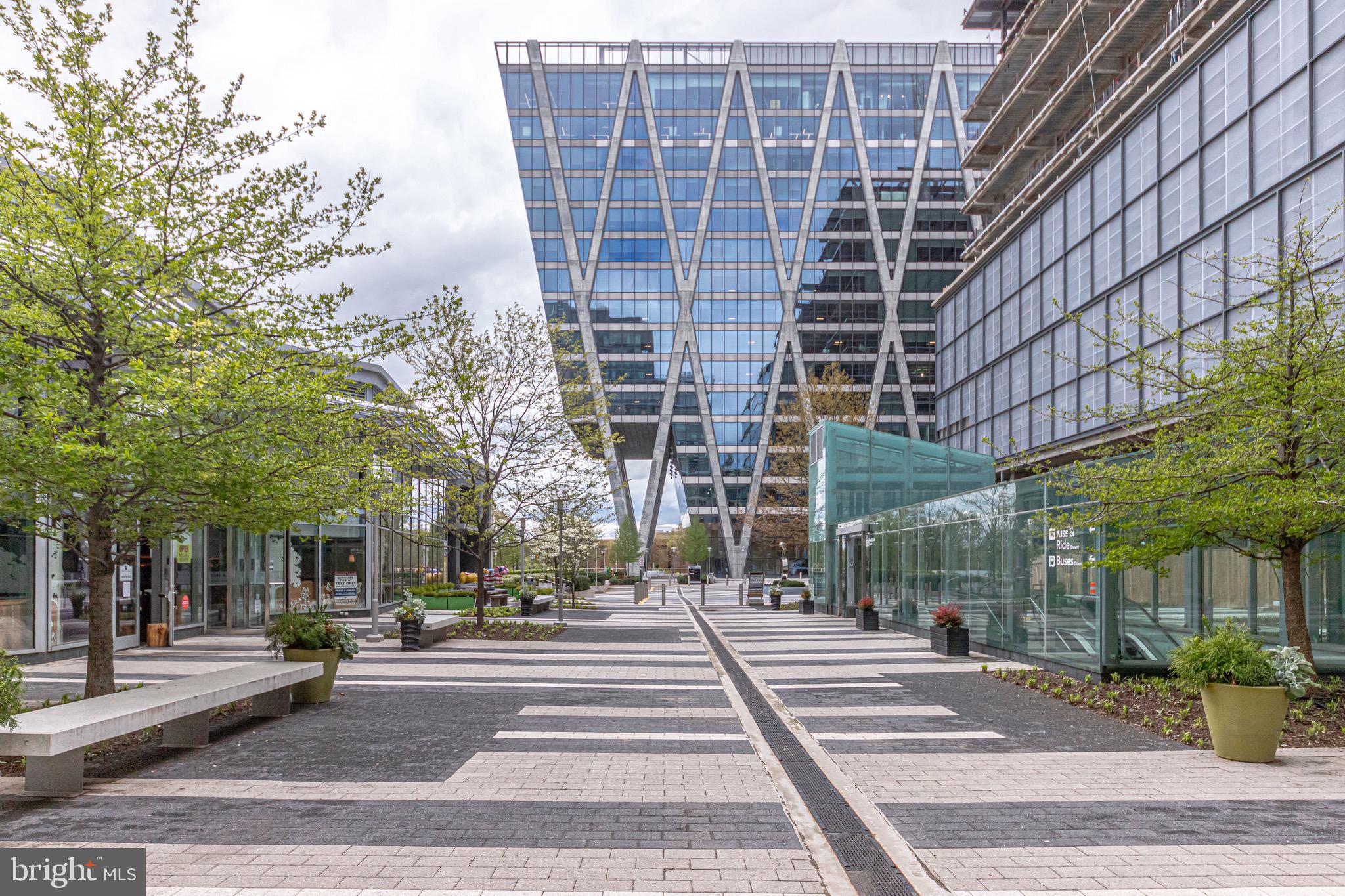 11400 WASHINGTON PLAZA W 103