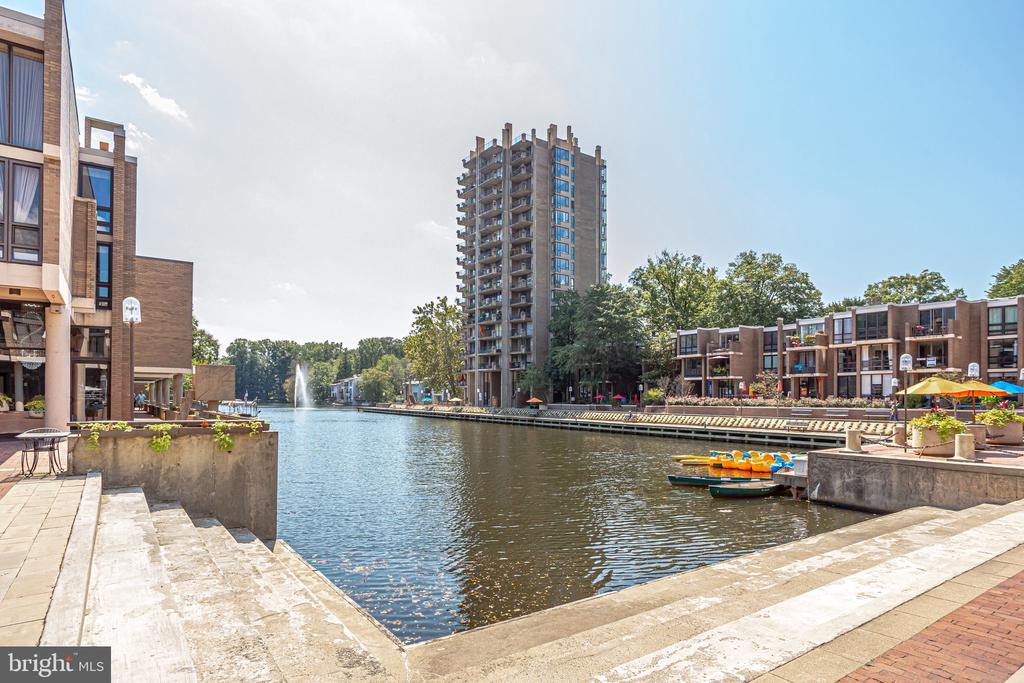 11400 WASHINGTON PLAZA W 103