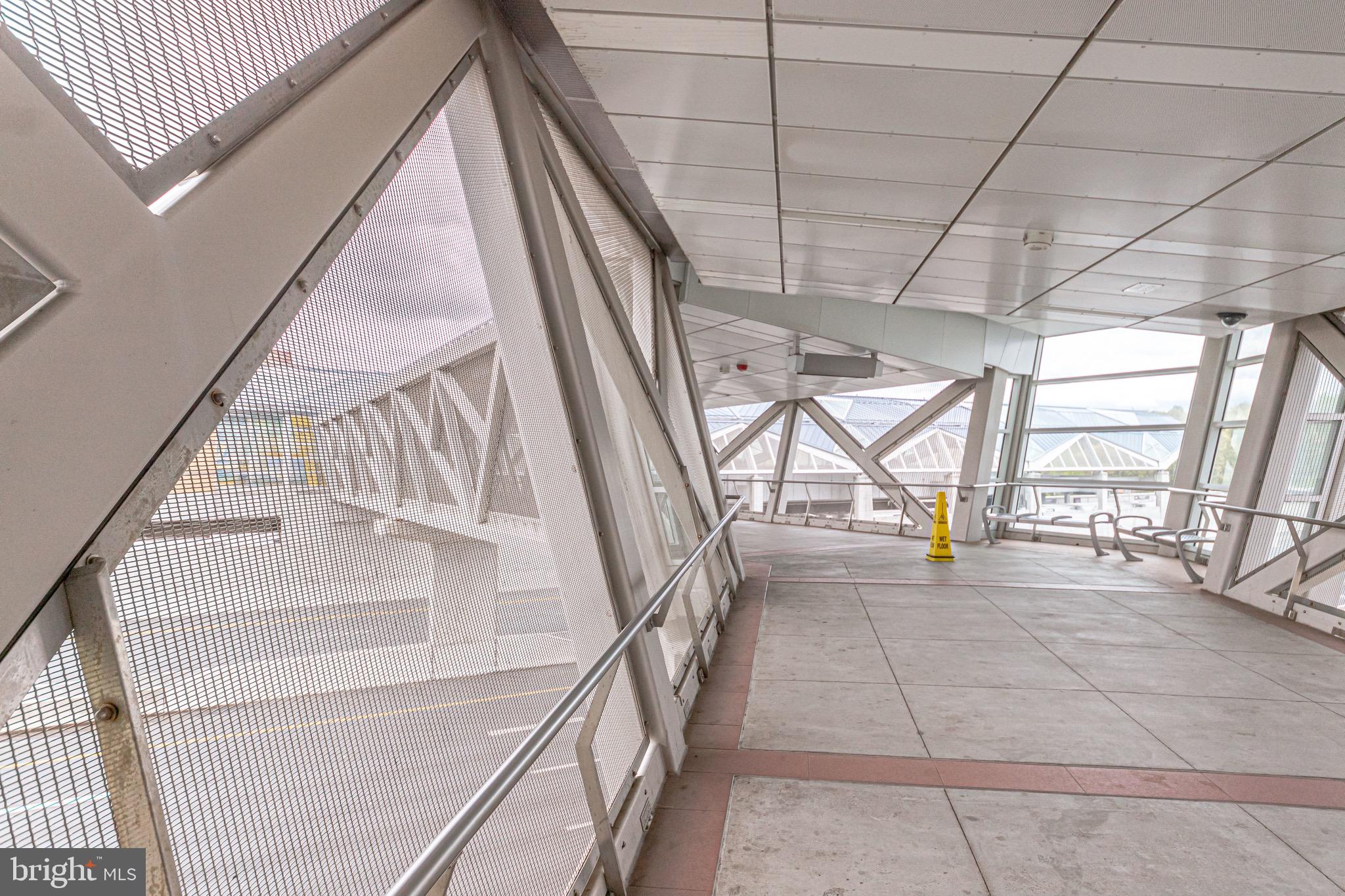 11400 WASHINGTON PLAZA W 103