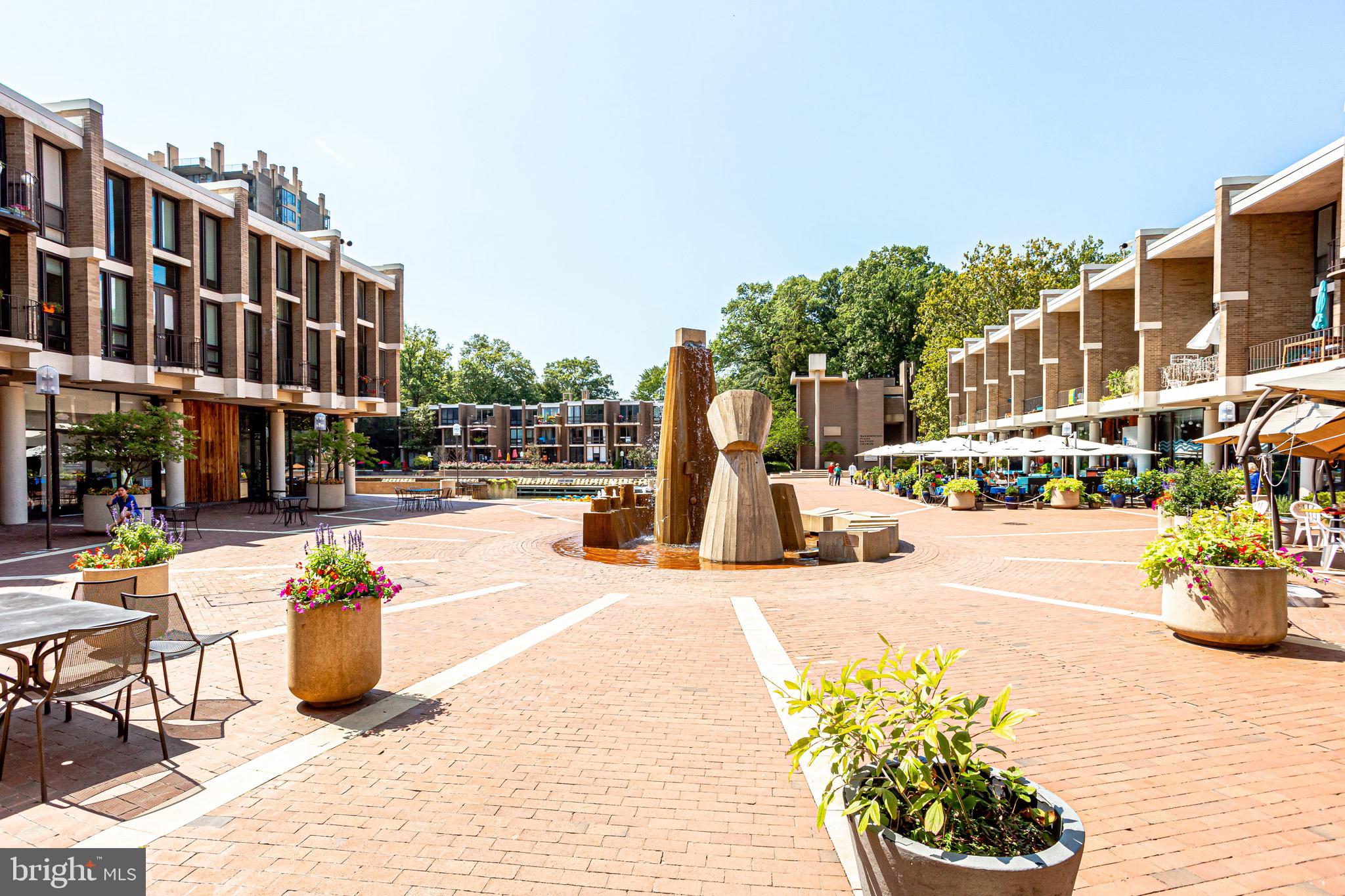 11400 WASHINGTON PLAZA W 103