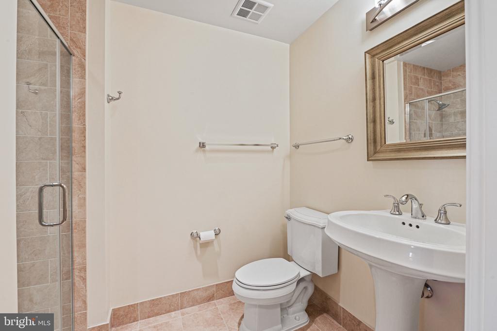 8220 CRESTWOOD HEIGHTS DRIVE 1710