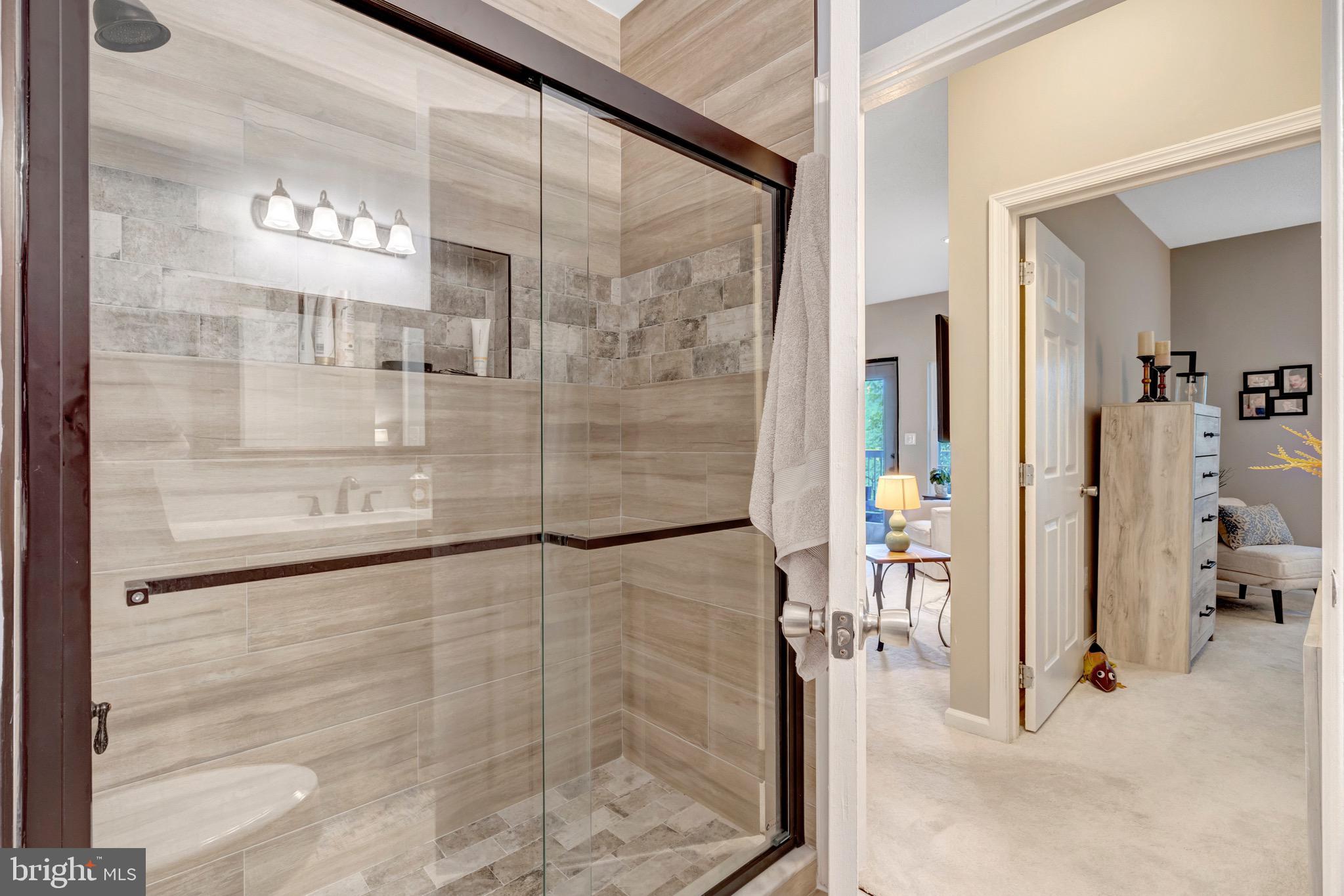 1712 LAKE SHORE CREST DRIVE 14