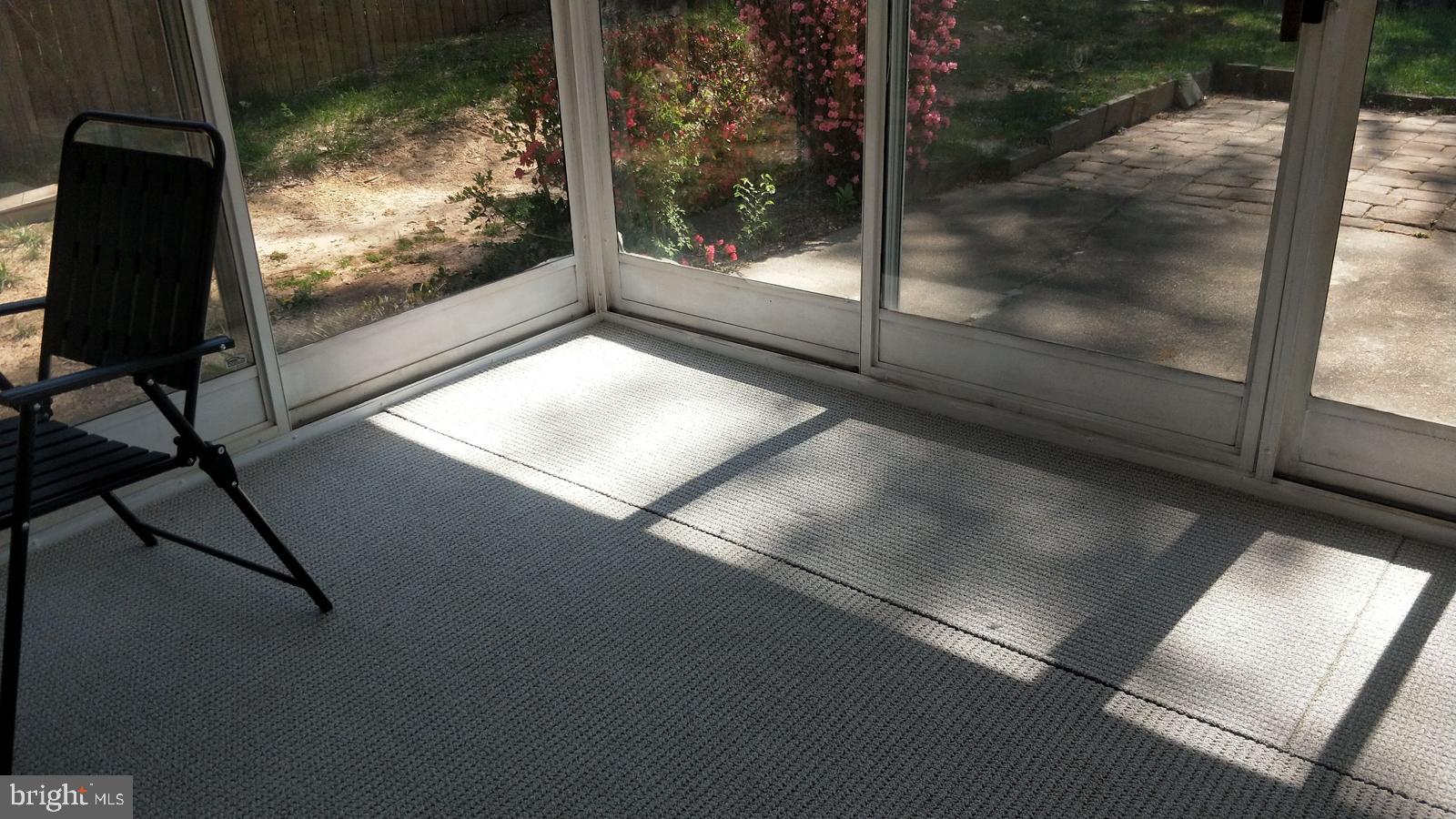 8523 ELECTRIC AVENUE