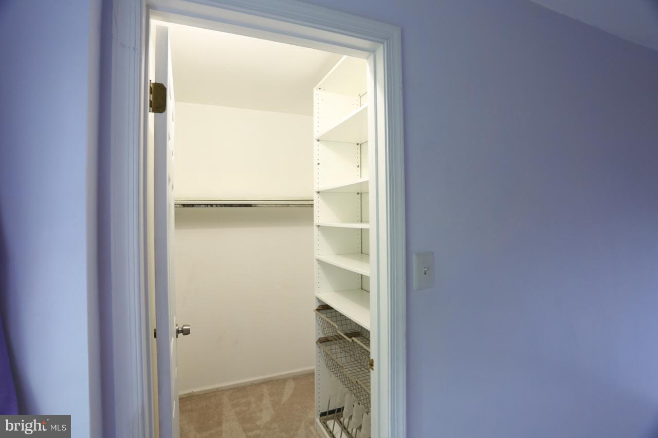 8523 ELECTRIC AVENUE