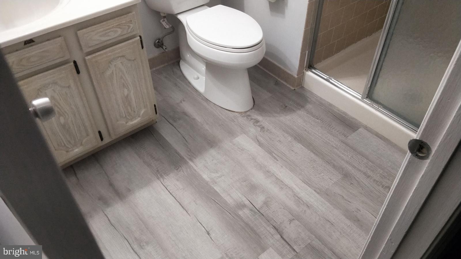 8523 ELECTRIC AVENUE