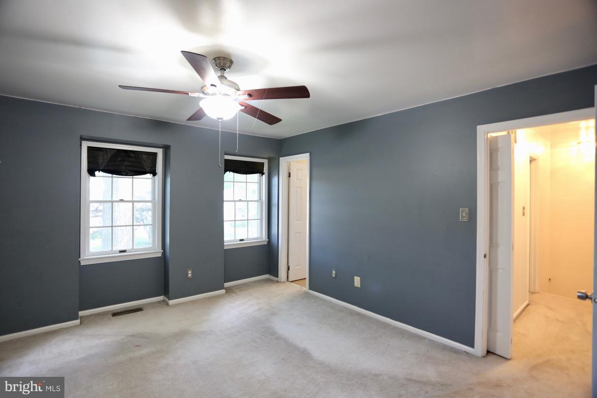 8523 ELECTRIC AVENUE