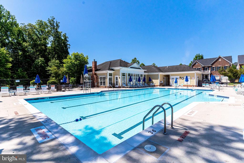 8313 DOCKRAY COURT