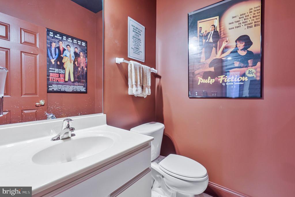 8313 DOCKRAY COURT