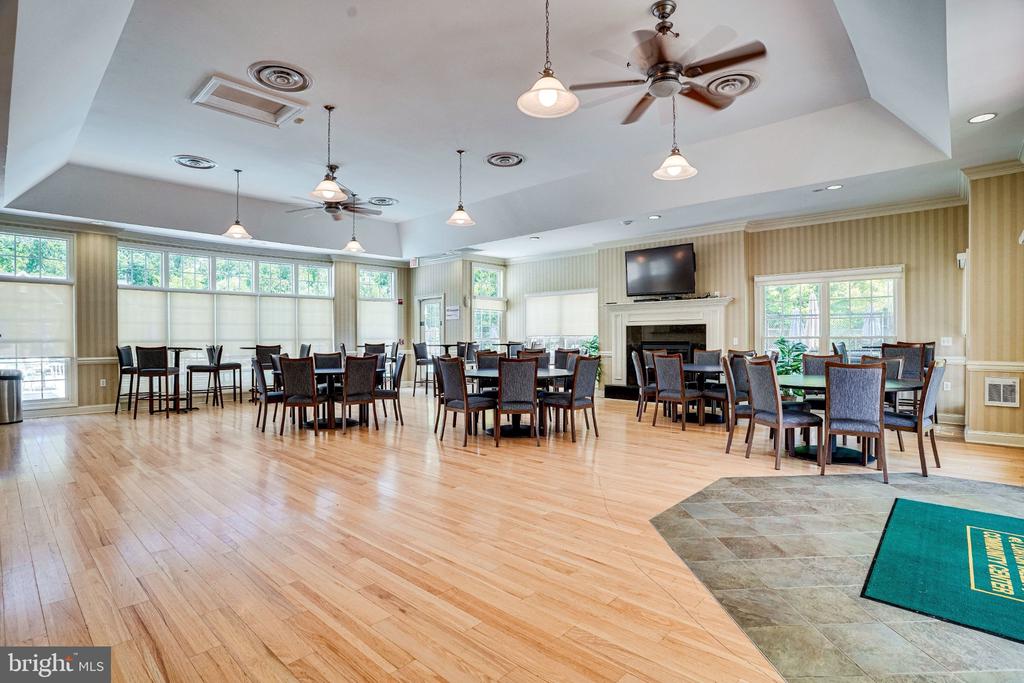 8313 DOCKRAY COURT