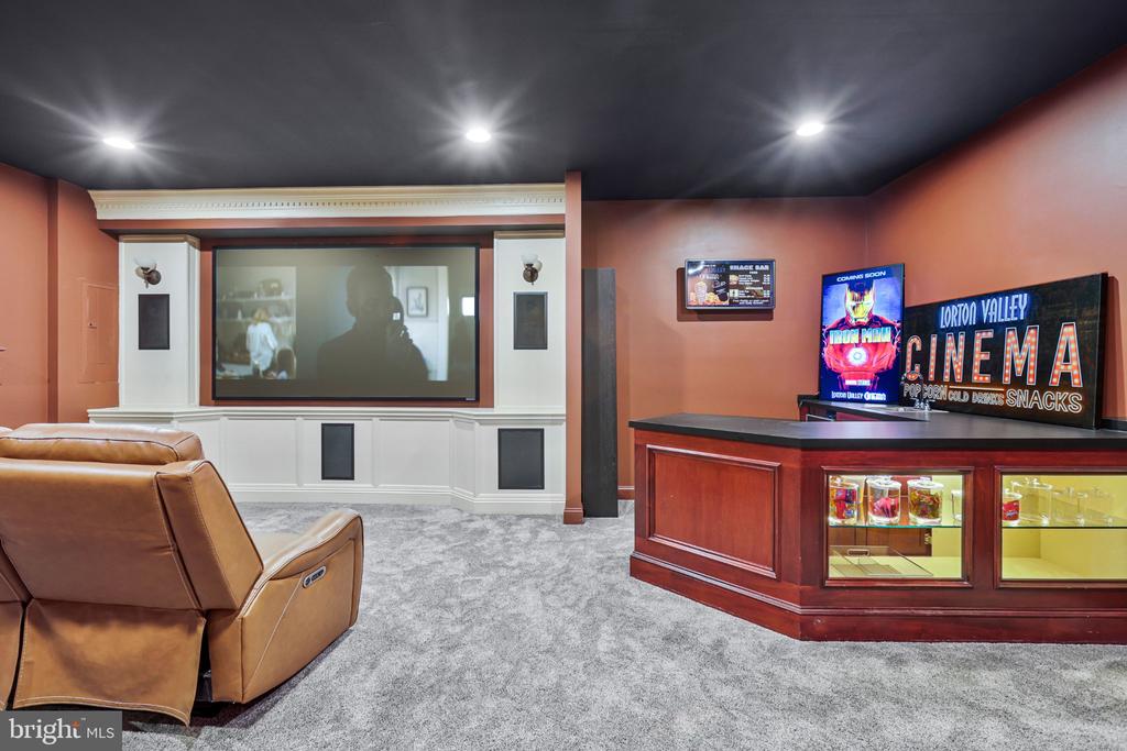 8313 DOCKRAY COURT