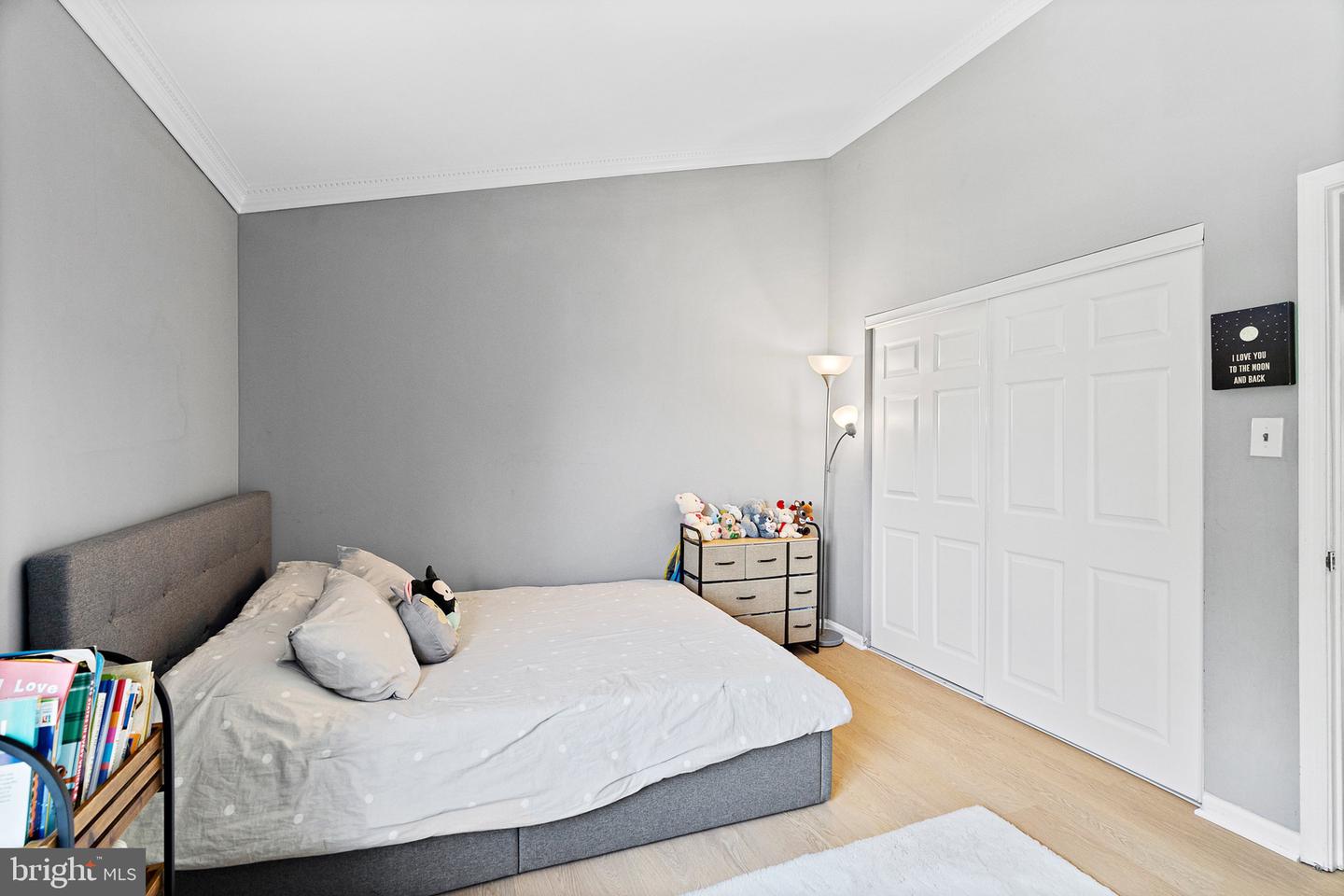 116 Saint Charles Sq