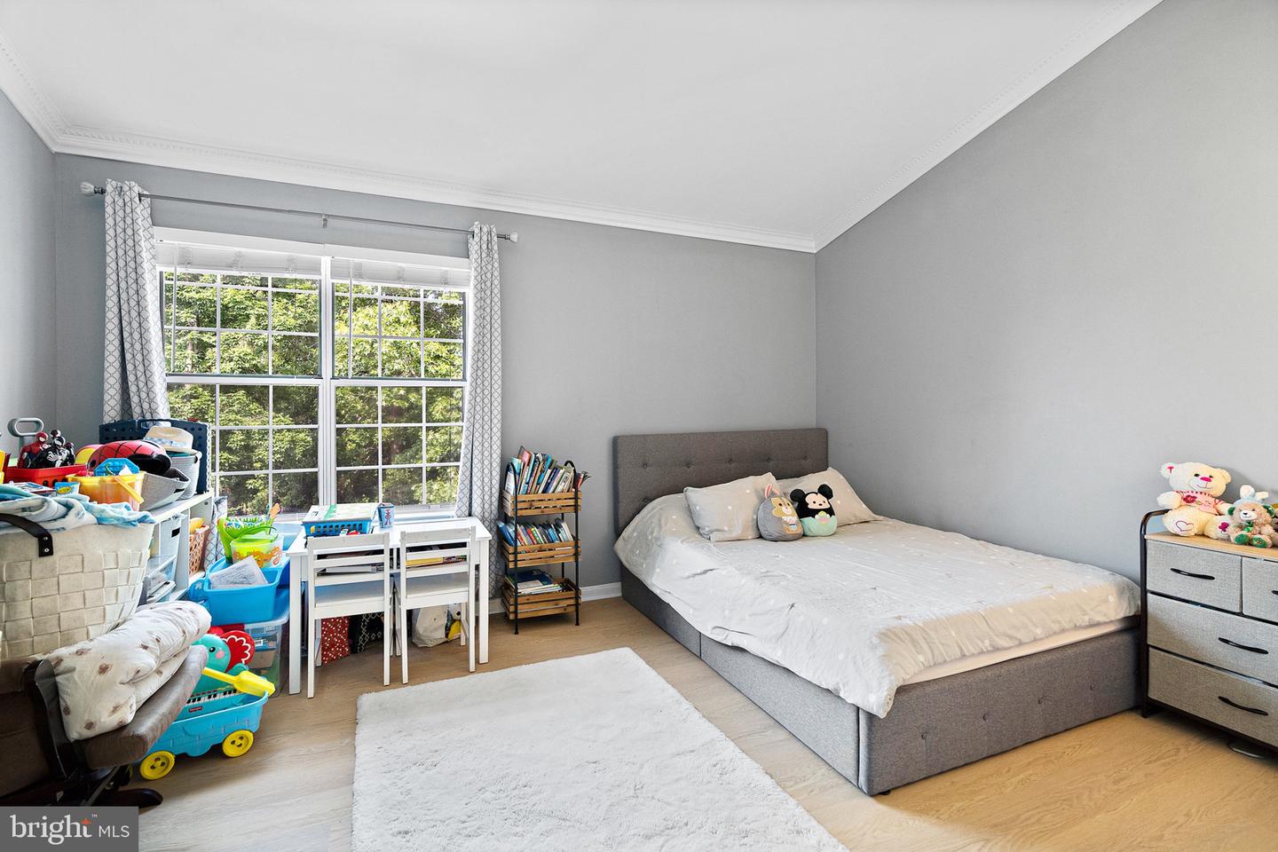 116 Saint Charles Sq
