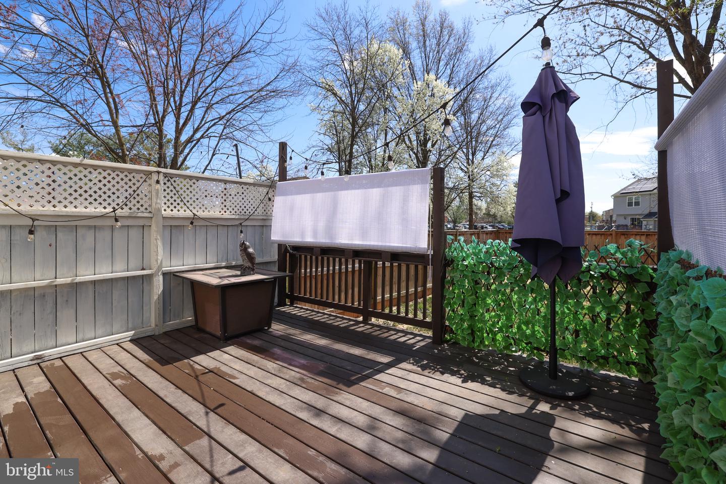 1003 Nelson Ct NE