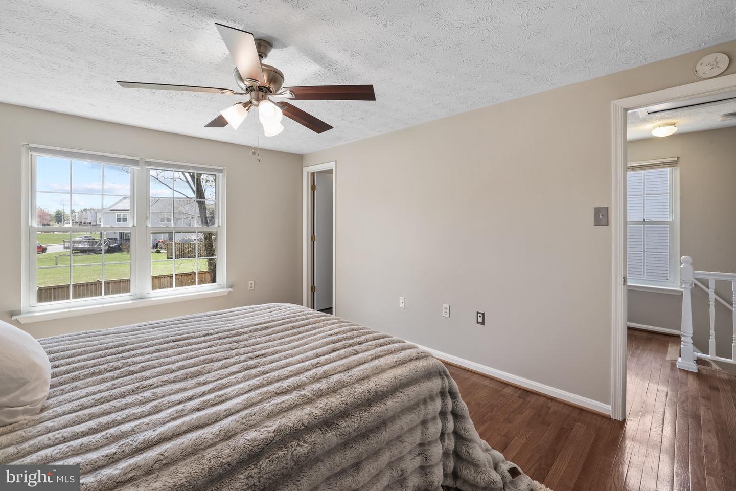 1003 Nelson Ct NE