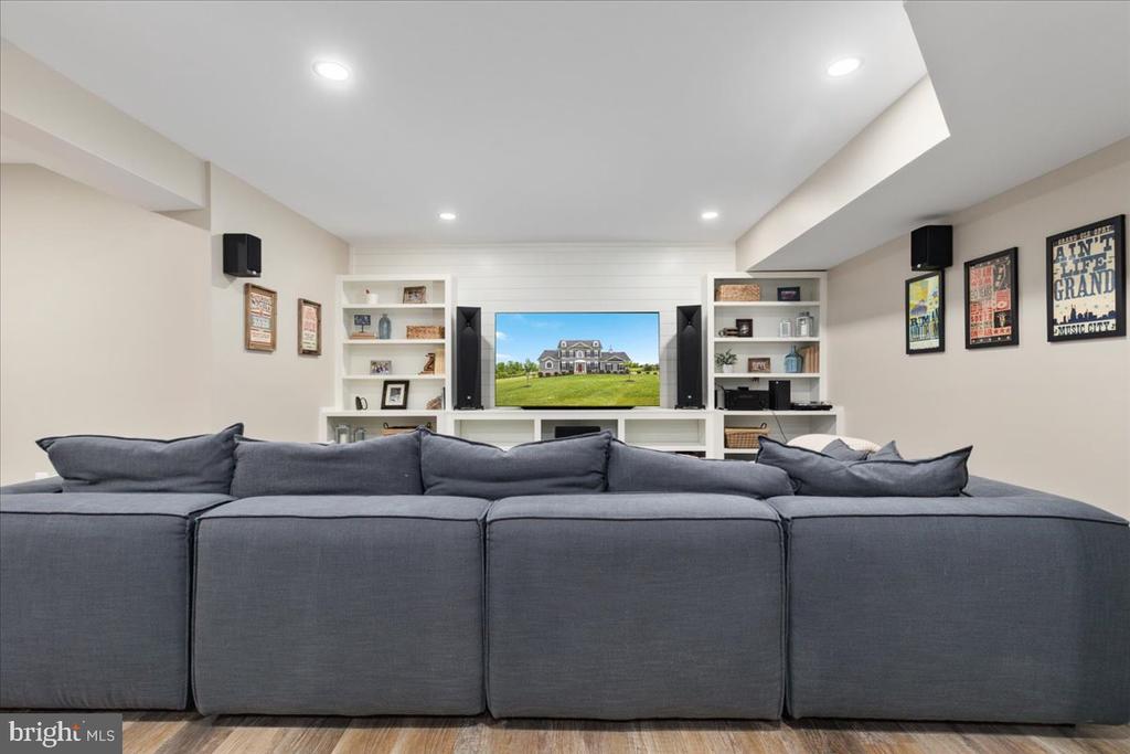 39571 Charles Henry Pl