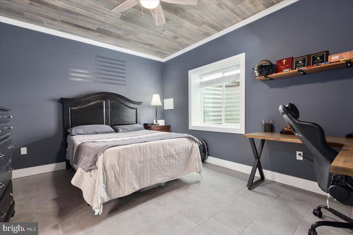 39571 Charles Henry Pl