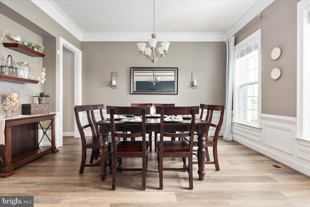 39571 Charles Henry Pl