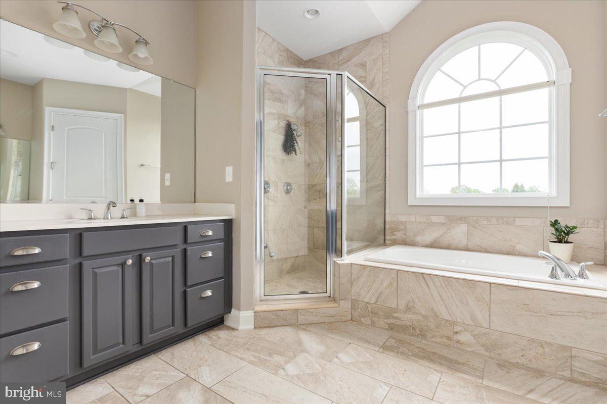 39571 Charles Henry Pl