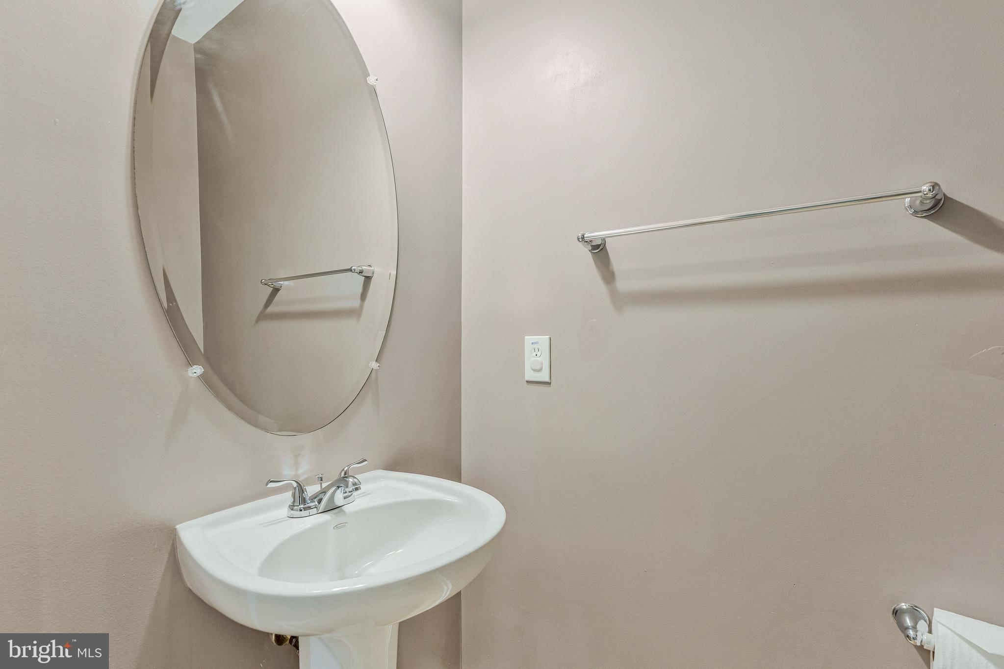 43662 MCDOWELL SQUARE