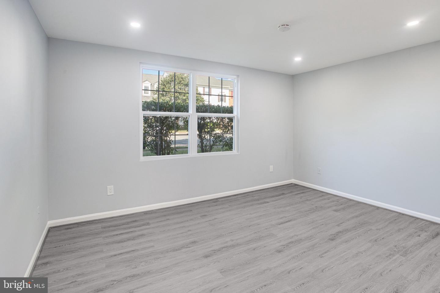 9370 Caspian Way #101