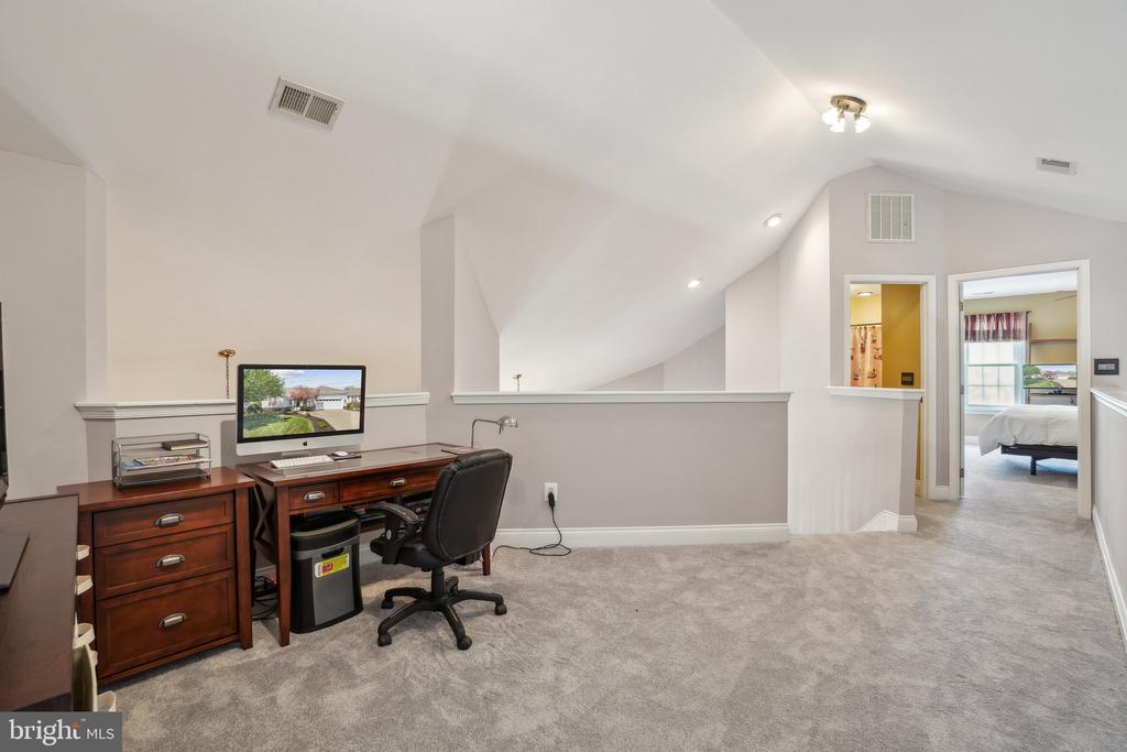 13882 CINCH LANE