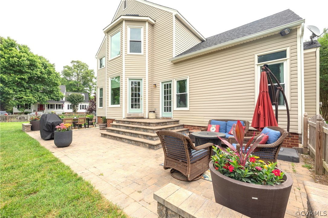 10333 Rose Garden Path