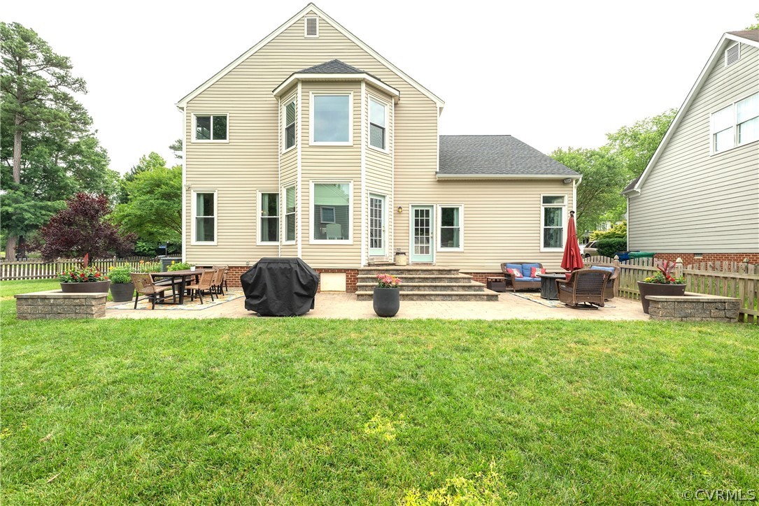 10333 Rose Garden Path