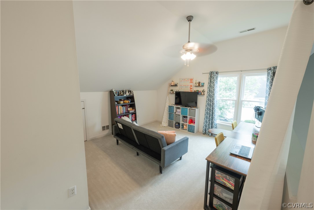 10333 Rose Garden Path