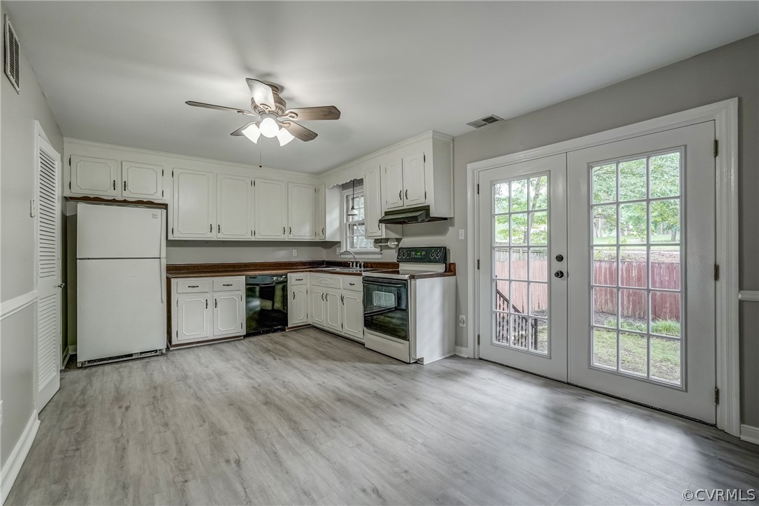 1702 Cambridge Ct