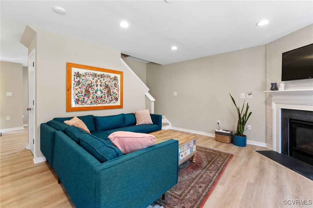 2815 Oxley Dr