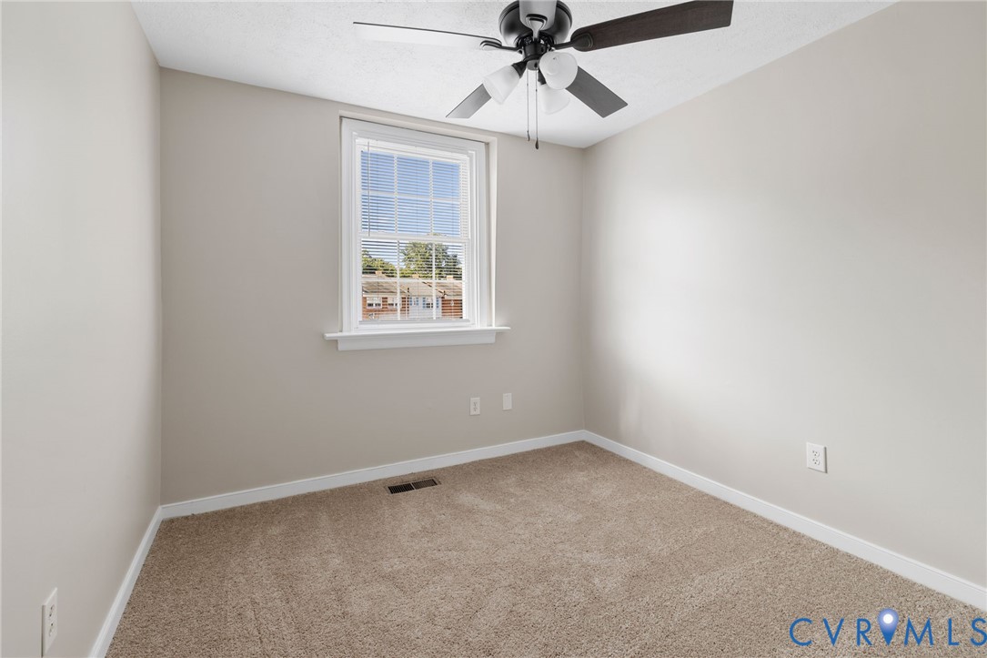 2218 Kingsbrook Dr
