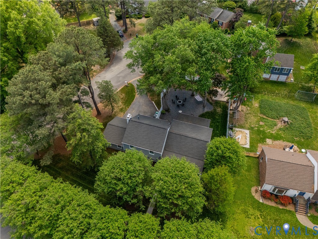 9513 Skyview Dr