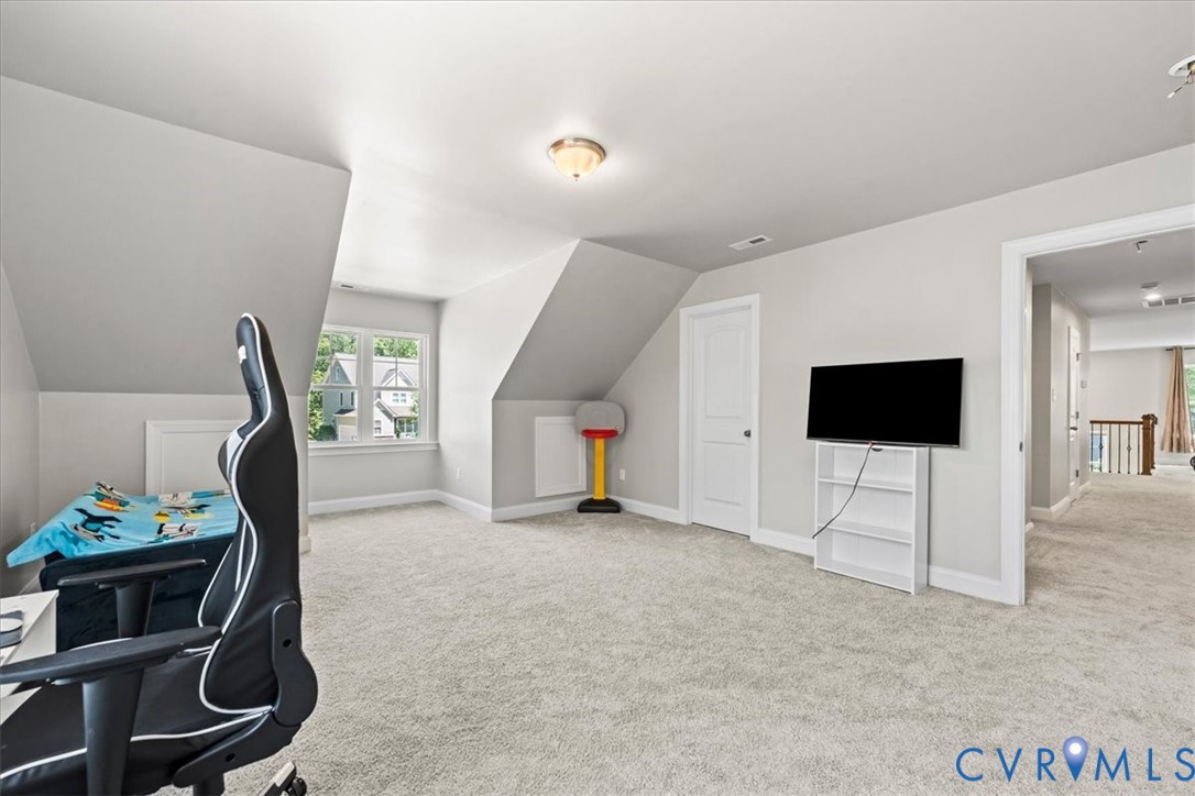5434 St Leger Dr