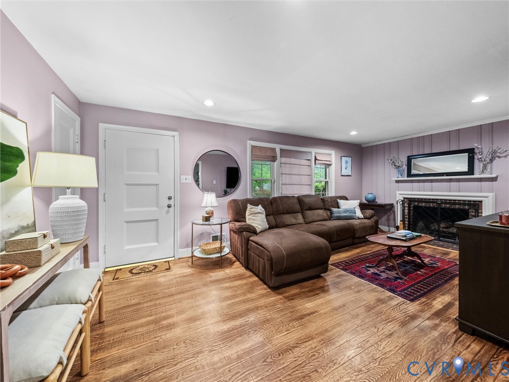 3342 Scottview Dr