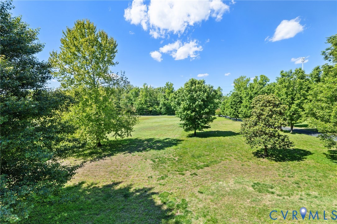 8136 Warriner Rd