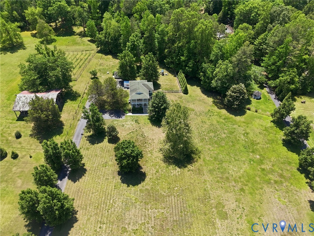 8136 Warriner Rd