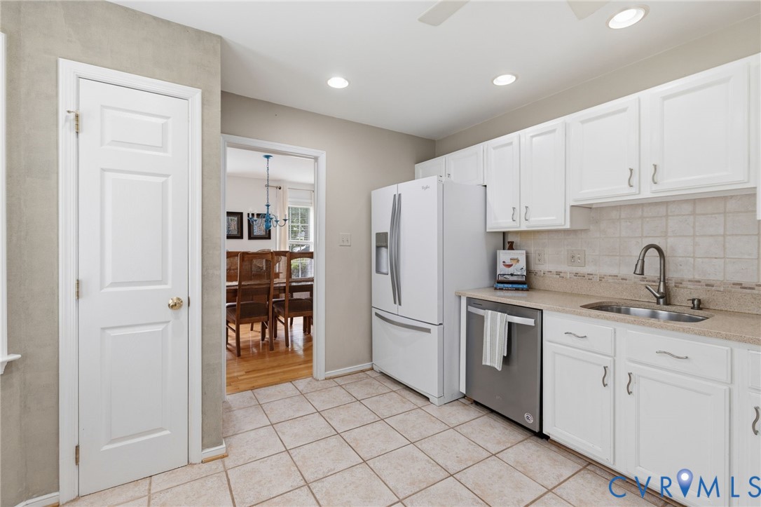 10169 Grand Oaks Dr