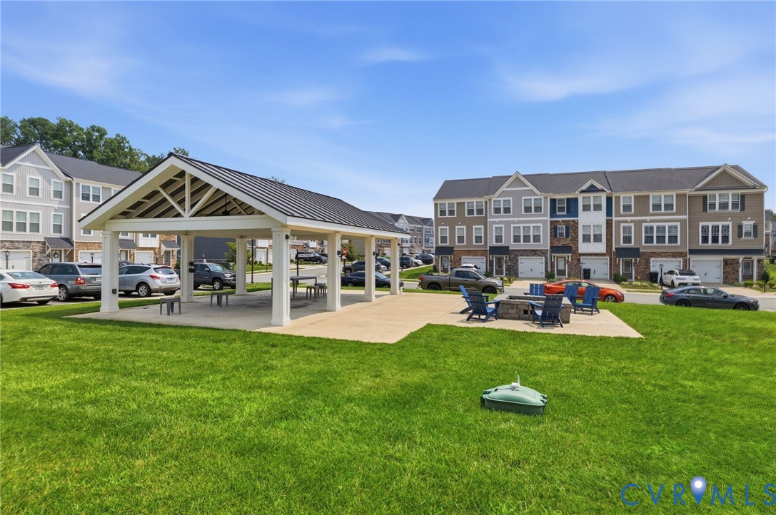 707 McCormick Farm Dr Unit#B