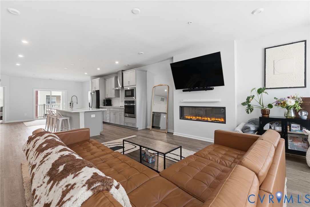 707 McCormick Farm Dr Unit#B