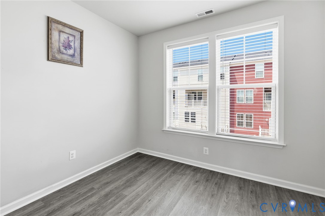 707 McCormick Farm Dr Unit#B
