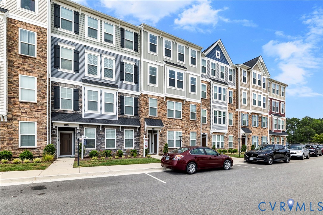707 McCormick Farm Dr Unit#B