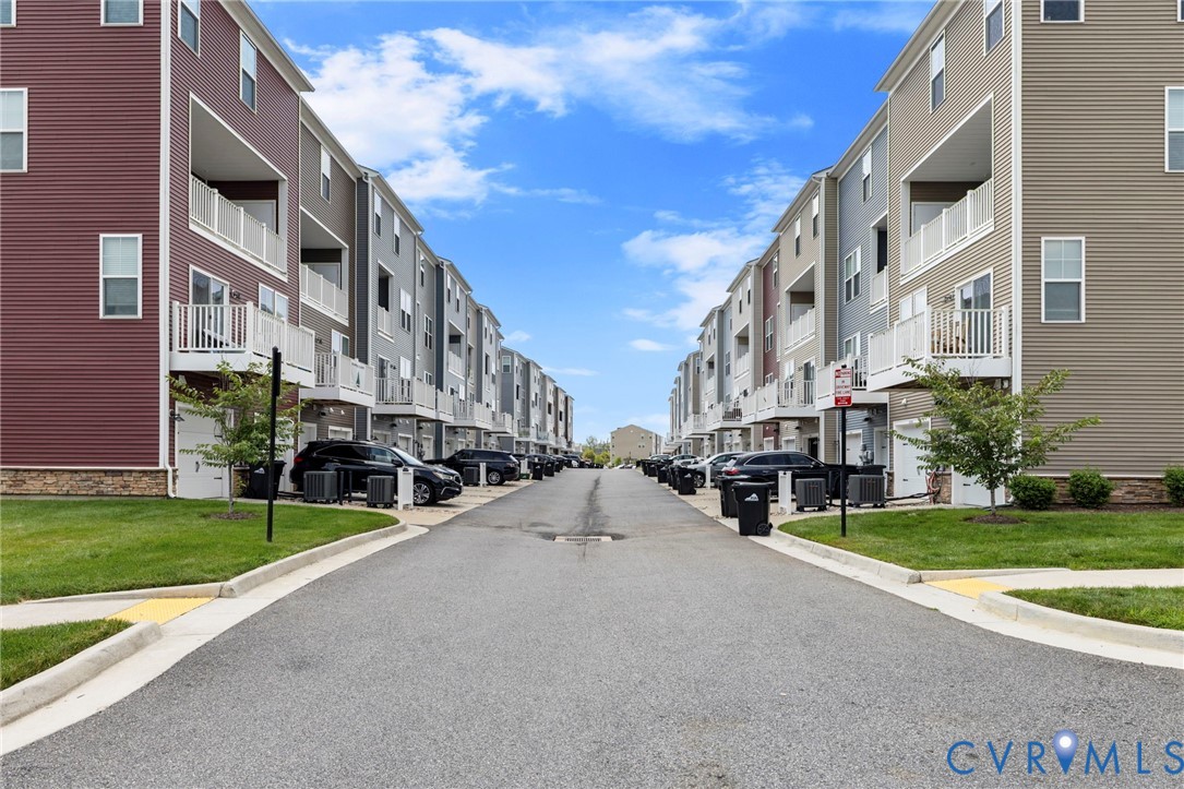 707 McCormick Farm Dr Unit#B