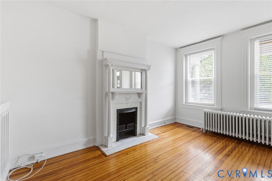 2425 W Main St