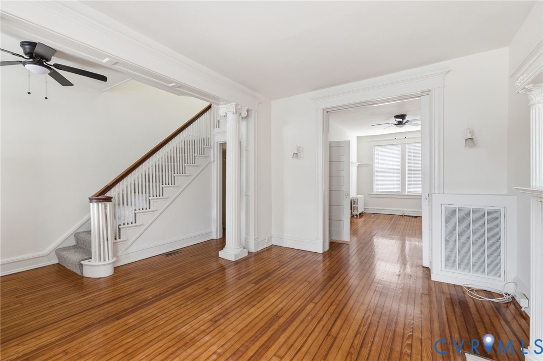 2425 W Main St