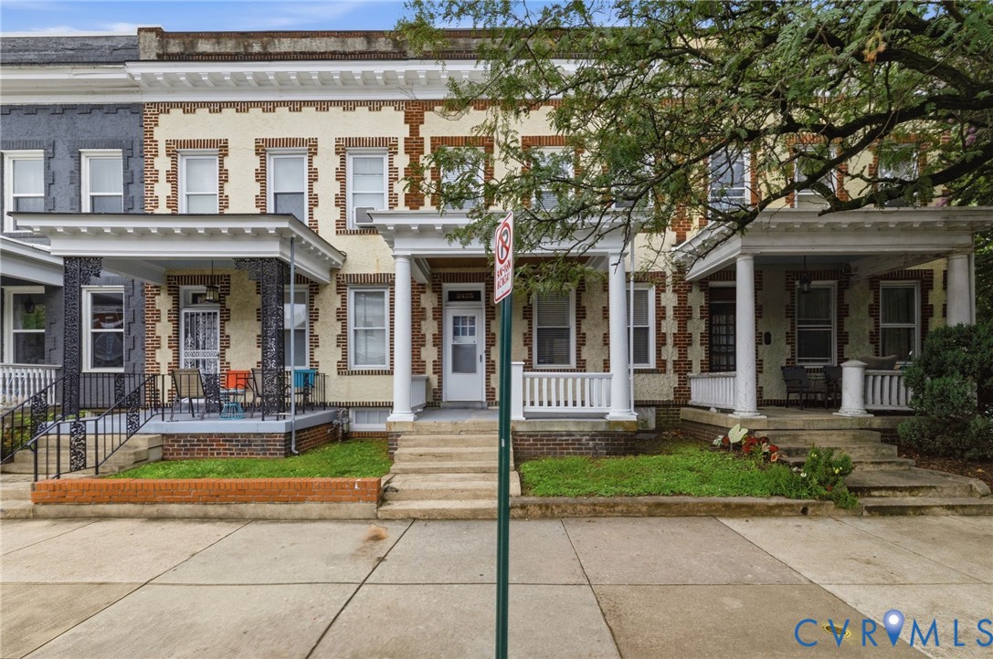 2425 W Main St