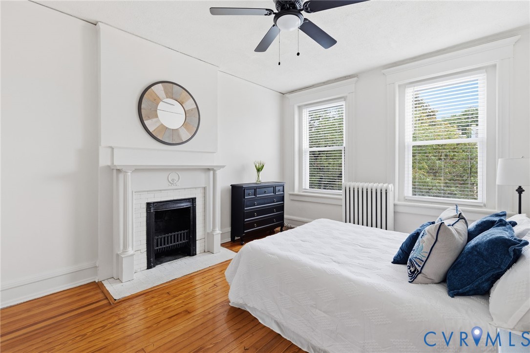 2425 W Main St